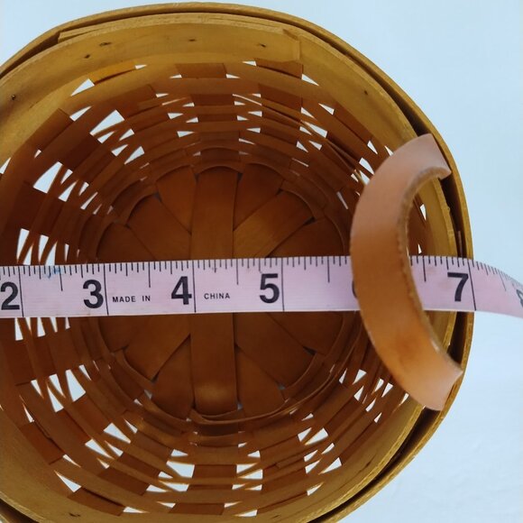 Longaberger 2001 Small Round Basket With Leather Handles - Picture 8 of 13